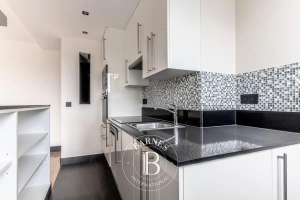 Paris 17ème, Appartement  72 m² à vendre