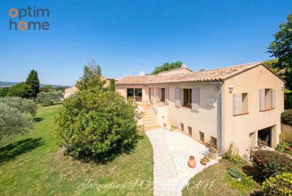 A vendre villa sur Cadenet 3 chambres plus bureau et vue dominante