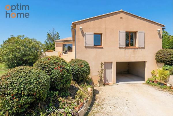 A vendre villa sur Cadenet 3 chambres plus bureau et vue dominante