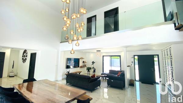 Maison à vendre 8 pièces 190 m² Bourges