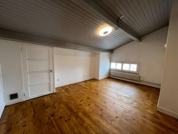 Maison à vendre Mont de Marsan Barbe d'or 4 chambres garage parquet massif