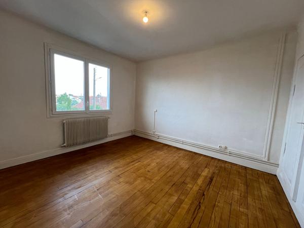 Maison à vendre Mont de Marsan Barbe d'or 4 chambres garage parquet massif