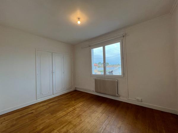 Maison à vendre Mont de Marsan Barbe d'or 4 chambres garage parquet massif