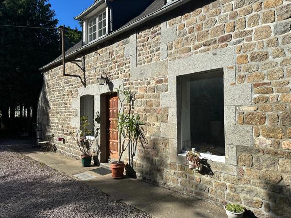 Maison à vendre 8 pièces Proche de CARROUGES (61)