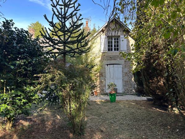 Maison à vendre 8 pièces Proche de CARROUGES (61)