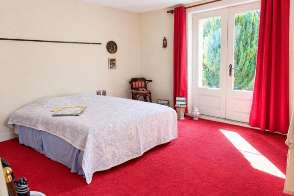 Maison à vendre 8 pièces Proche de CARROUGES (61)