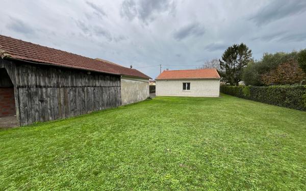 Maison à vendre    4 pièces • 123,86 m2 Chaillevette