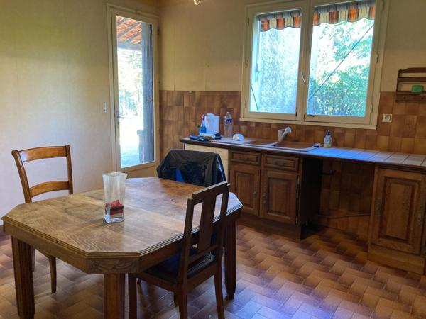 Proche gare et tout commerce