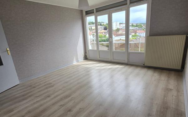Appartement à louer    3 pièces • 58 m2 Bar-le-Duc
