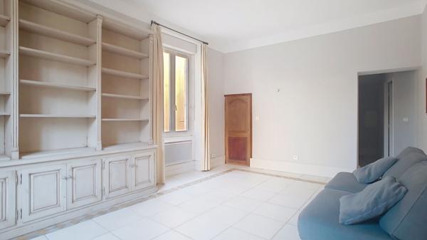 À vendre : Charmant appartement T2 au coeur de Carpentras