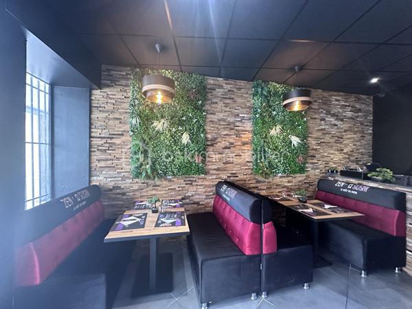 Local d activites de 30 m²