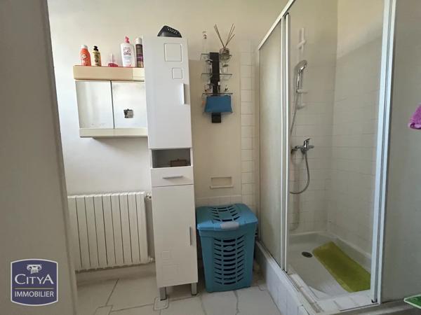 Maison à vendre 2 pièces 45m² Mehun-sur-Yèvre (18500)