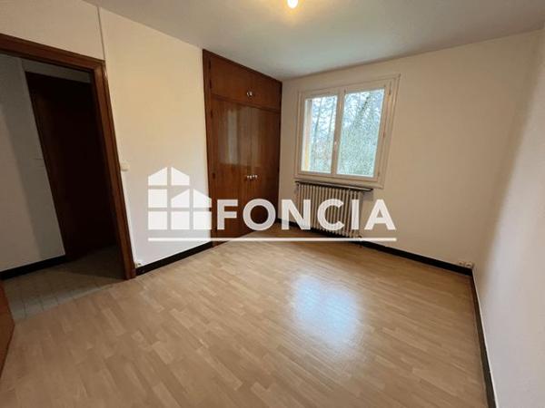 Location Maison 4 pièces 87 m² - 41 RUE EMILE BAZILLOU Mussidan 24400