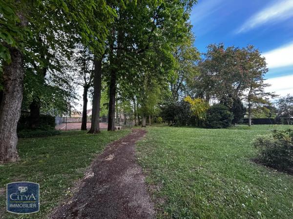 Appartement à louer 1 pièce 33.32m² Chartres (28000)
