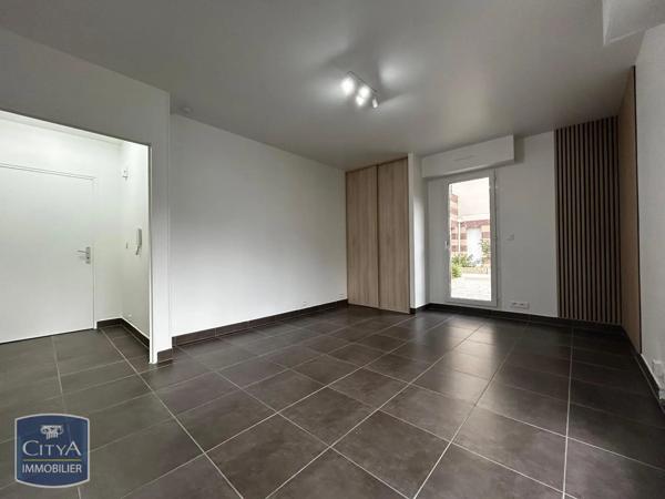 Appartement à louer 1 pièce 33.32m² Chartres (28000)