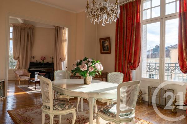 Appartement à vendre  6 pièces - 156,76 m 2   LIMOGES  - 87