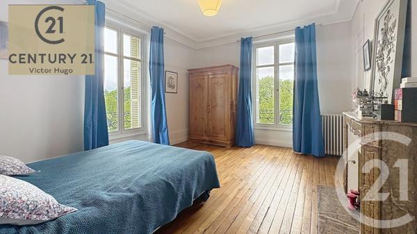 Appartement à vendre  6 pièces - 156,76 m 2   LIMOGES  - 87