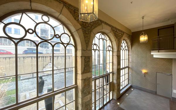 Appartement à louer    4 pièces •  Caluire-et-Cuire