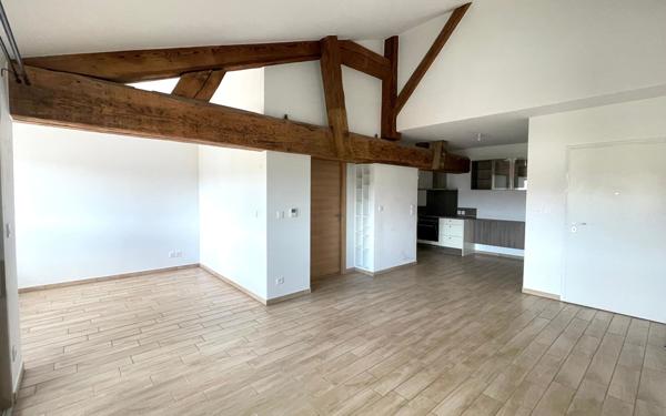 Appartement à louer    4 pièces •  Caluire-et-Cuire