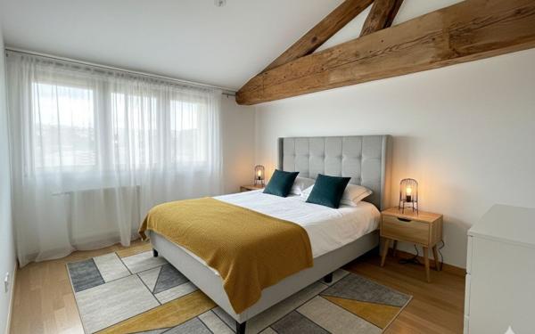 Appartement à louer    4 pièces •  Caluire-et-Cuire