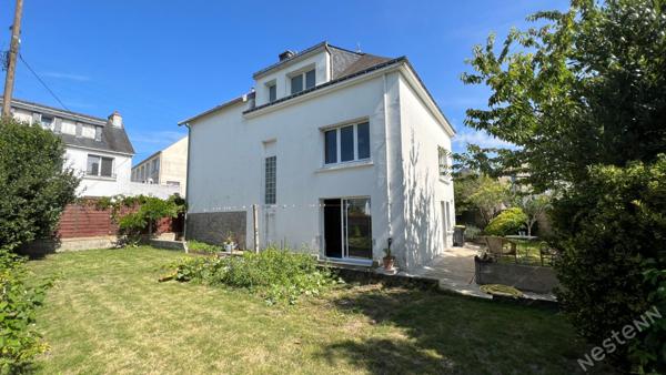 Maison avec beaucoup de potentiel - GARE AURAY