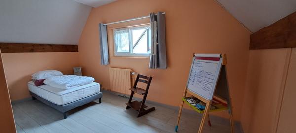 Maison spacieuse à vendre à Étampes - Un véritable havre de paix !