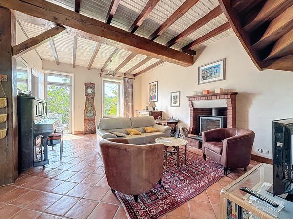 Piscine - Maison en pierre