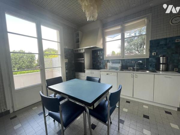 Maison familiale de 5 chambres - grand garage - jardin arboré