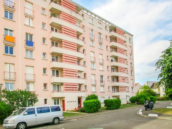 Appartement Melun 2 pièce(s) 49 m2