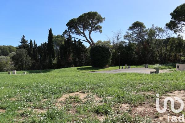 Terrain à vendre 652 m² Escales