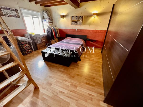 Maison
                                                                                                                                                                                                                                                                                                                        6 pièce(s)                                                                                                                                                                                                          4 chambre(s)                                                                                                                                                                                                          130  m²