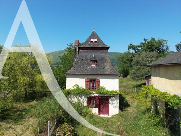 Musculdy - Ancien pigeonnier rénové avec charme sur plus de 2200 m² de terrain arboré