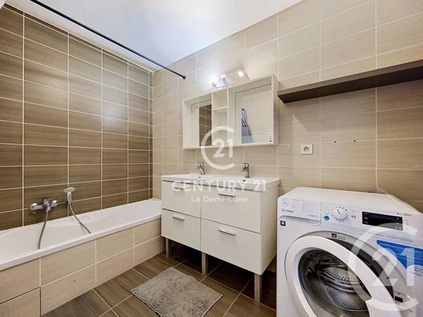 Appartement T4 à vendre  4 pièces - 79,64 m 2   TASSIN LA DEMI LUNE  - 69