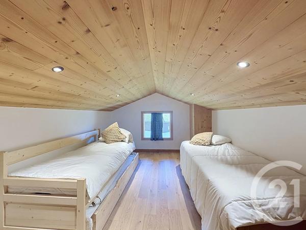 Maison à vendre  5 pièces - 109 m 2   TANINGES  - 74