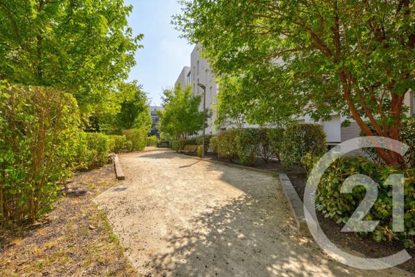 Appartement T3 à vendre  3 pièces - 62,50 m 2   LYON  - 69009