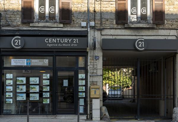 Appartement T3 à vendre  3 pièces - 62,50 m 2   LYON  - 69009