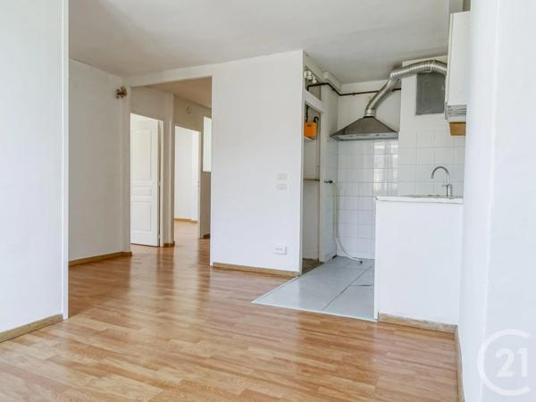 Appartement T3 à vendre  3 pièces - 62,50 m 2   LYON  - 69009