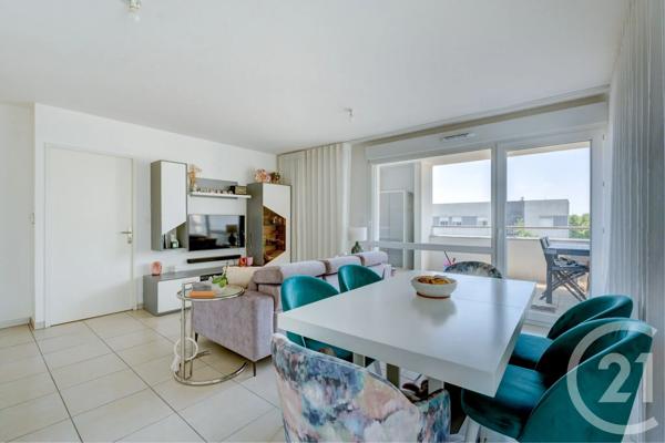Appartement T3 à vendre  3 pièces - 62,50 m 2   LYON  - 69009
