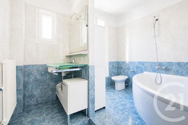 Appartement F3 à vendre  3 pièces - 71,23 m 2   BEAULIEU SUR MER  - 06