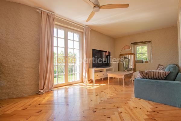 Vente
                Villa190 m² - 7 Pièces -
                    SCIEZ (74140)