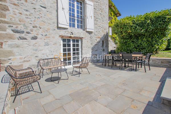 Vente
                Villa190 m² - 7 Pièces -
                    SCIEZ (74140)