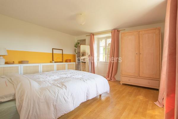 Vente
                Villa190 m² - 7 Pièces -
                    SCIEZ (74140)