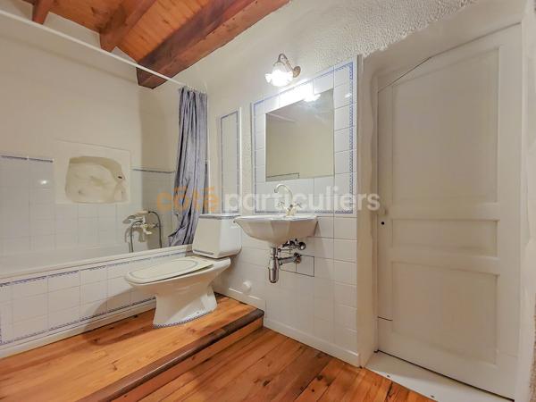 Vente
                Villa190 m² - 7 Pièces -
                    SCIEZ (74140)