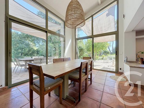 Maison à vendre  6 pièces - 178 m 2   LA ROQUETTE SUR SIAGNE  - 06