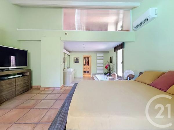 Maison à vendre  6 pièces - 178 m 2   LA ROQUETTE SUR SIAGNE  - 06