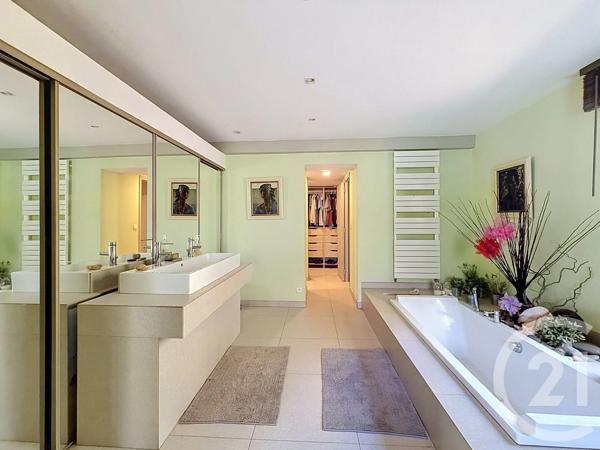 Maison à vendre  6 pièces - 178 m 2   LA ROQUETTE SUR SIAGNE  - 06