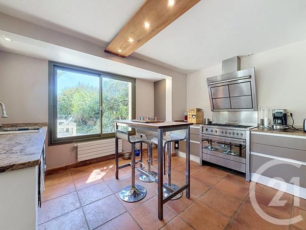 Maison à vendre  6 pièces - 178 m 2   LA ROQUETTE SUR SIAGNE  - 06
