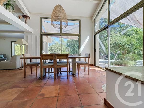 Maison à vendre  6 pièces - 178 m 2   LA ROQUETTE SUR SIAGNE  - 06