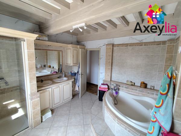 Chalmoux (71140) Villa familiale
