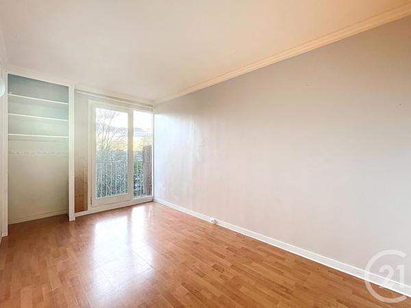 Appartement F4 à vendre  4 pièces - 72,79 m2 FRESNES - 94